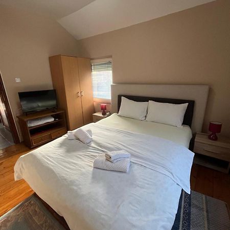 Apartman Mila I Kaja Niksic Ngoại thất bức ảnh